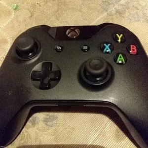 Xbox 1 controllers